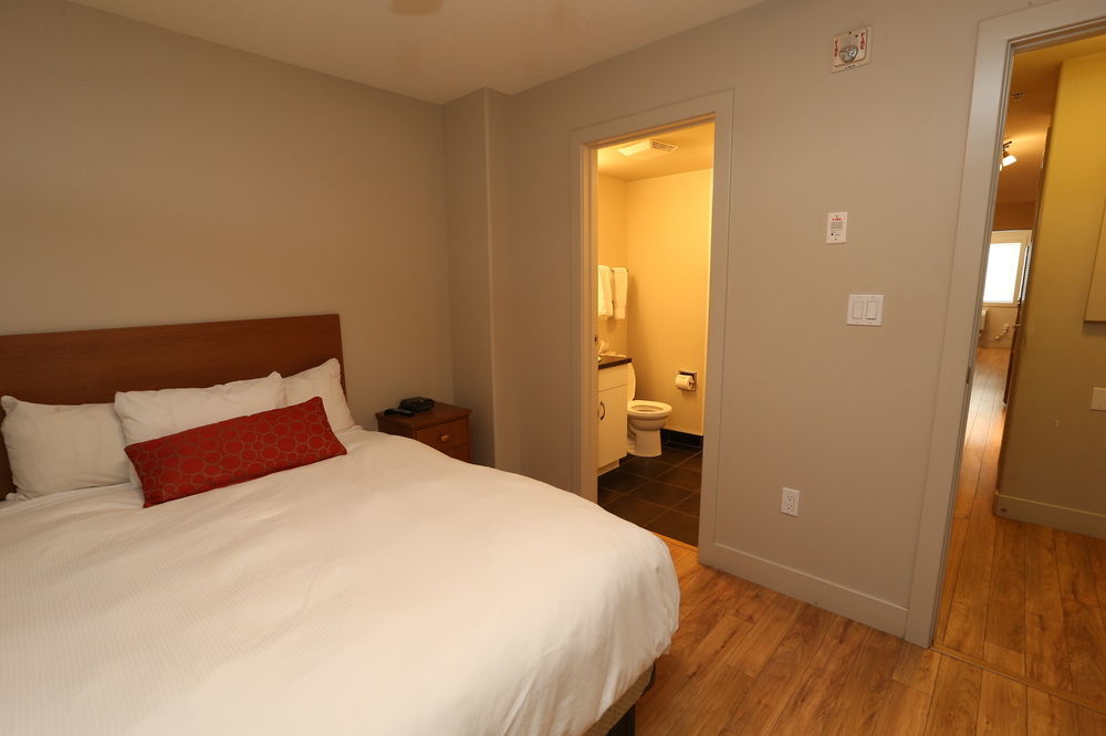Baymont By Wyndham Fort Mcmurray Exterior foto